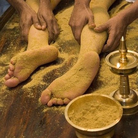 Аюрведический массаж: техника выполнения, видео