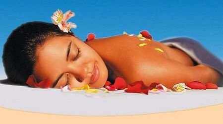 Гавайский массаж Ломи Ломи