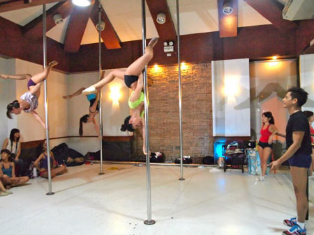 Pole Dance - соблазнительные танцы на шесте Pole Dance - соблазнительные танцы на шесте