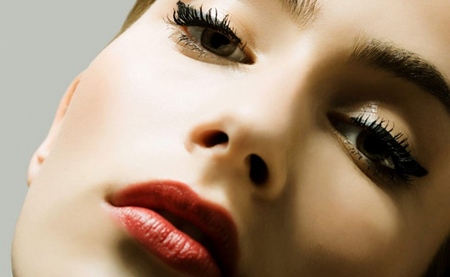 Как выбрать тональный крем для проблемной кожи