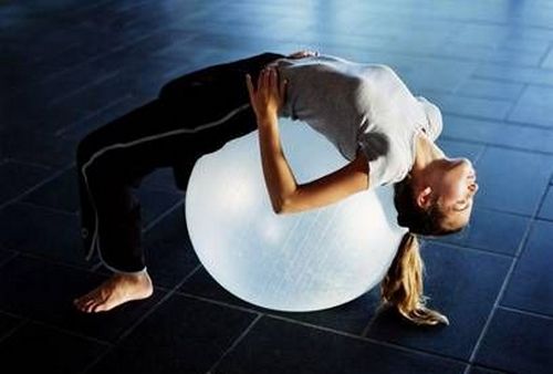 Упражнения для спины при остеохондрозе