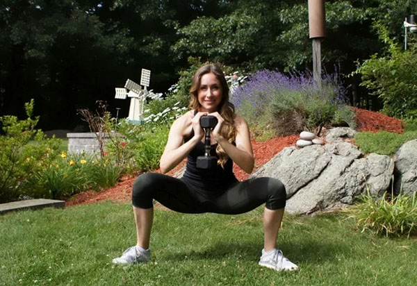 Outdoor-тренировка: как получить прекрасную фигуру с помощью трех упражнений