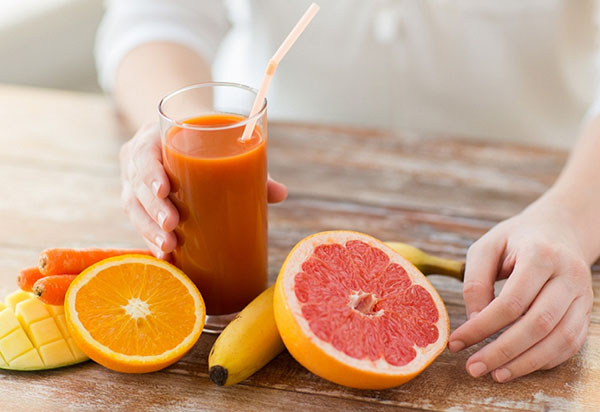 Зеленая, соковая, лимонадная: три диеты, опасных для здоровья