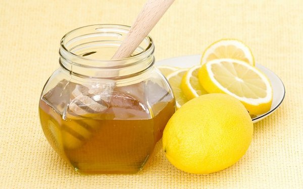 порезанные лимоны с медом нарезанные лимоны