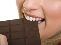О пользе и вреде горького шоколада для женщины
