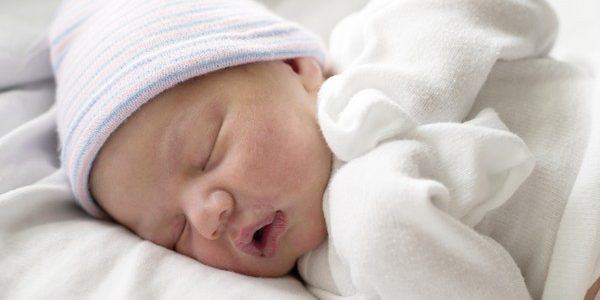 Сколько должен прибавить в весе новорожденный?